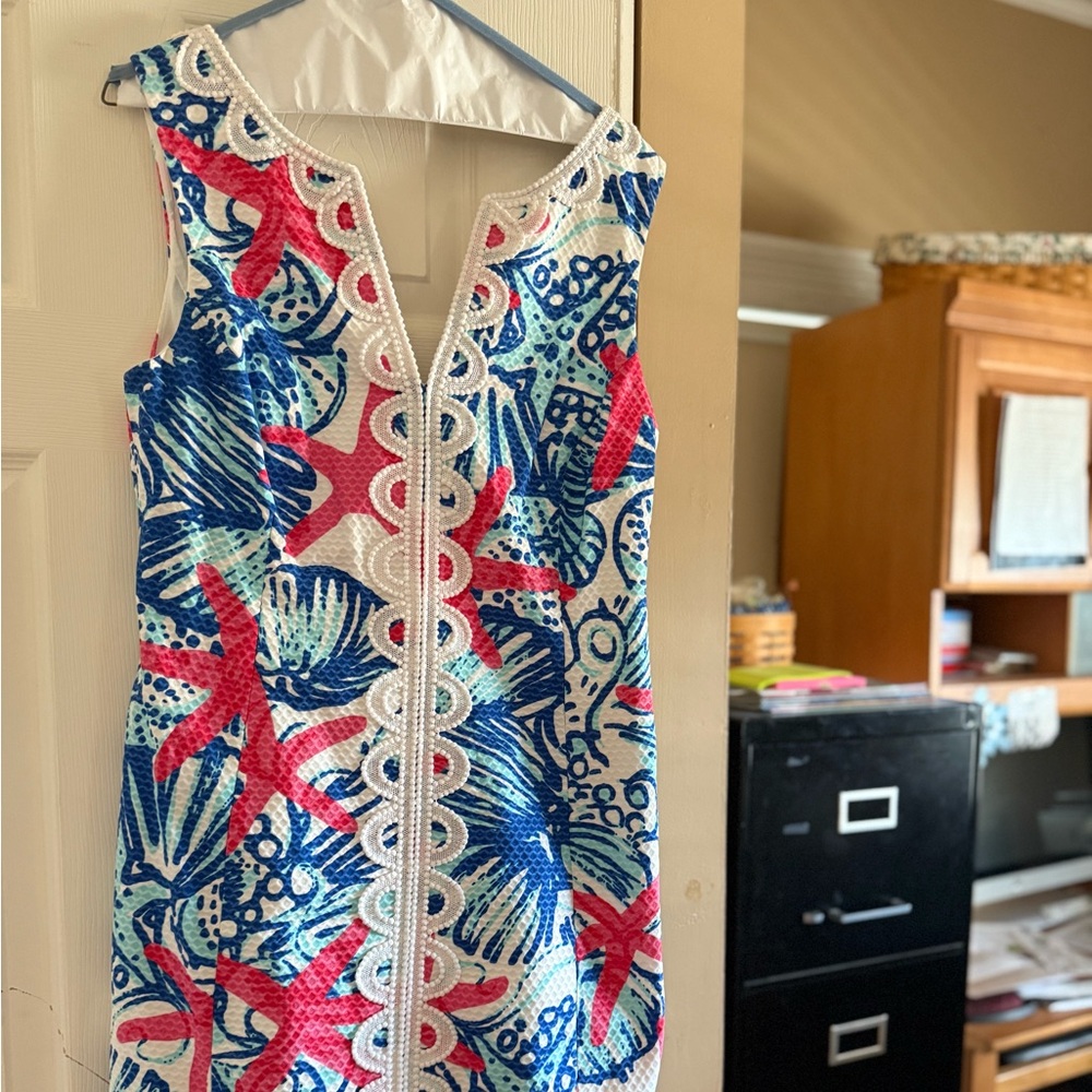 Lilly Pulitzer Janice Shift in She She Shells Dress. SIZE 12